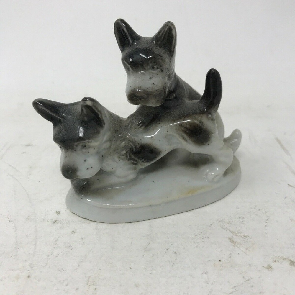Vintage Ceramic White Black Dog 2 Pups Figurine